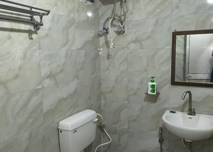 T & G Guest House